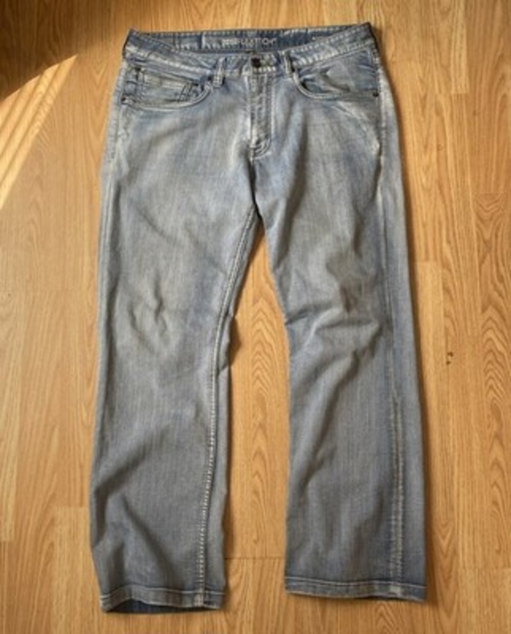 Denver Hayes 34x30(29) Men’s Bootcut Light Blue Jeans
